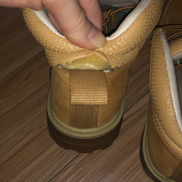 Timberland tan style shoe/boot - Picture 9 of 16